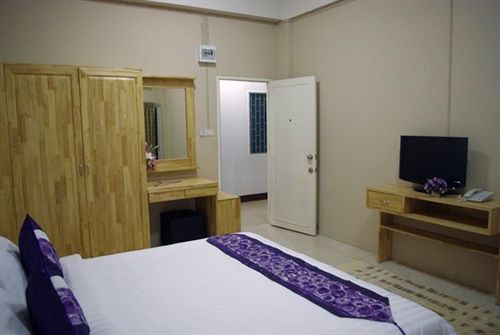 Seri 47 Residence กรุงเทพมหานคร ภายนอก รูปภาพ